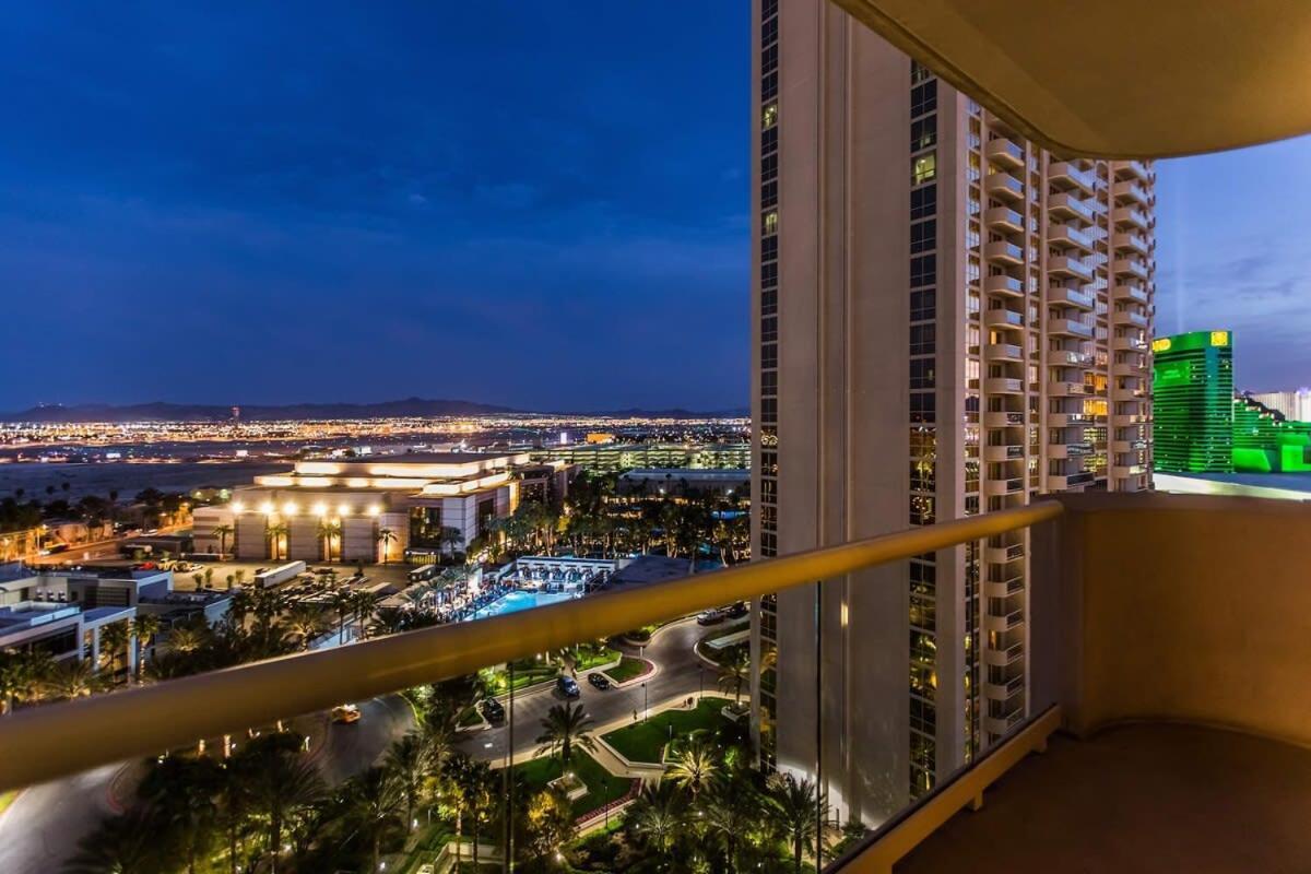 Mgm Penthouse Oversize Balcony 33714 Las Vegas Exterior photo